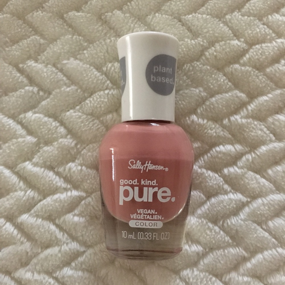 Sally Hansen Vegan nail polish Pink cardamom